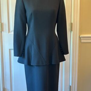 Bill Blass Classically Elegant Black Dress